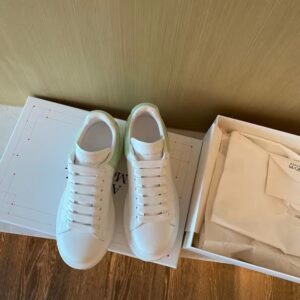 Alexander Mcqueen