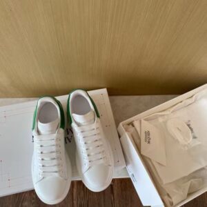 Alexander Mcqueen