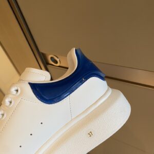 Alexander Mcqueen