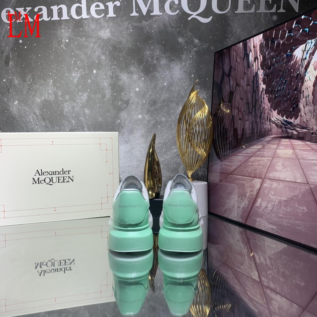 Alexander Mcqueen