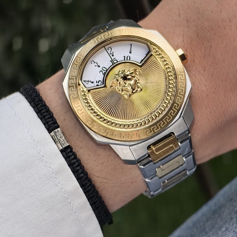 versace two tone gold white watch 44mm - Image 3