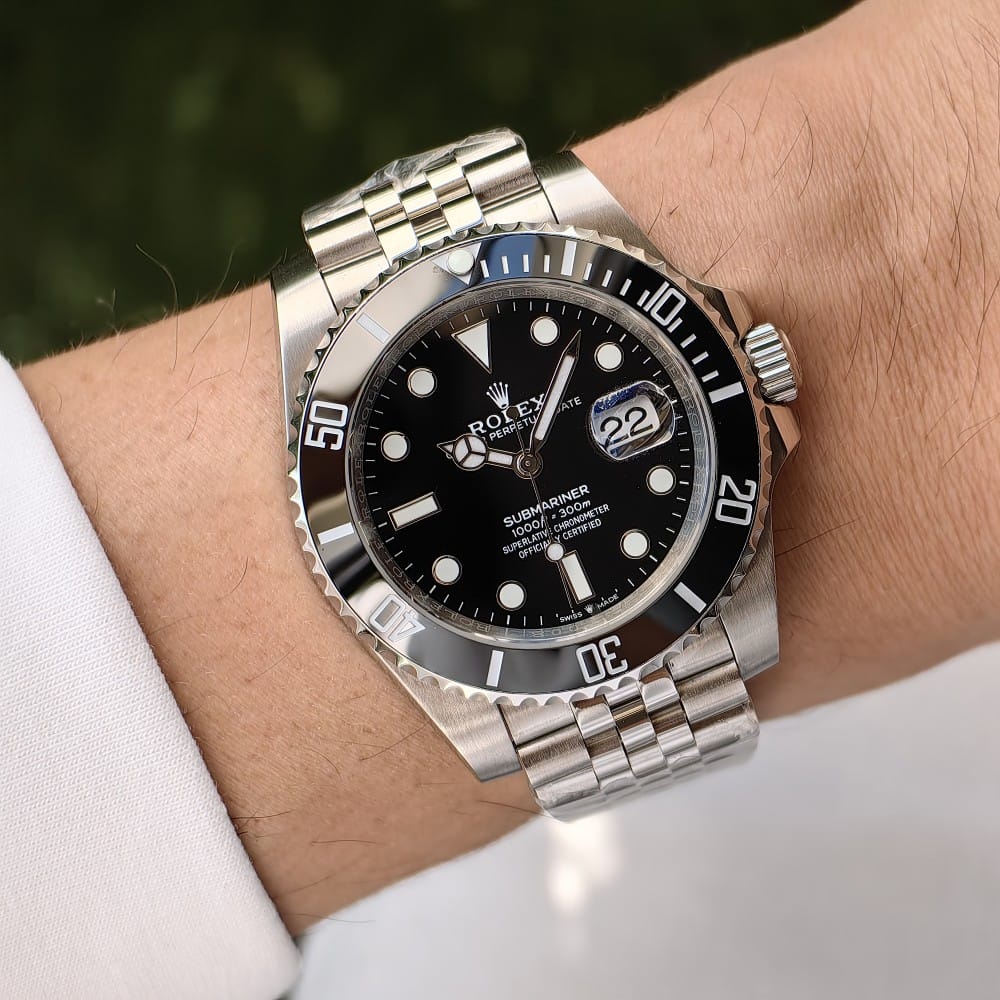 rolex submariner black 40mm automatic watch