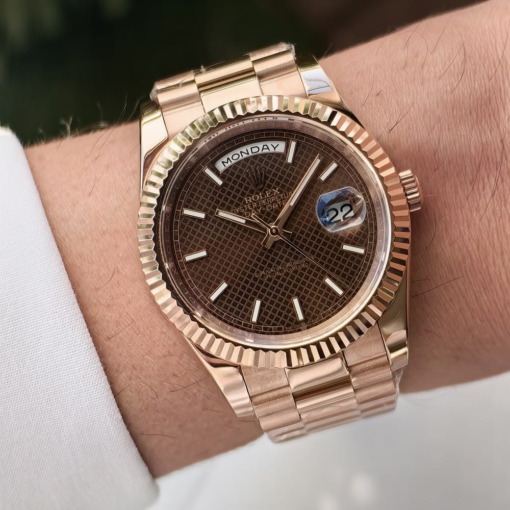 rolex day date 40mm rose gold automatic watch