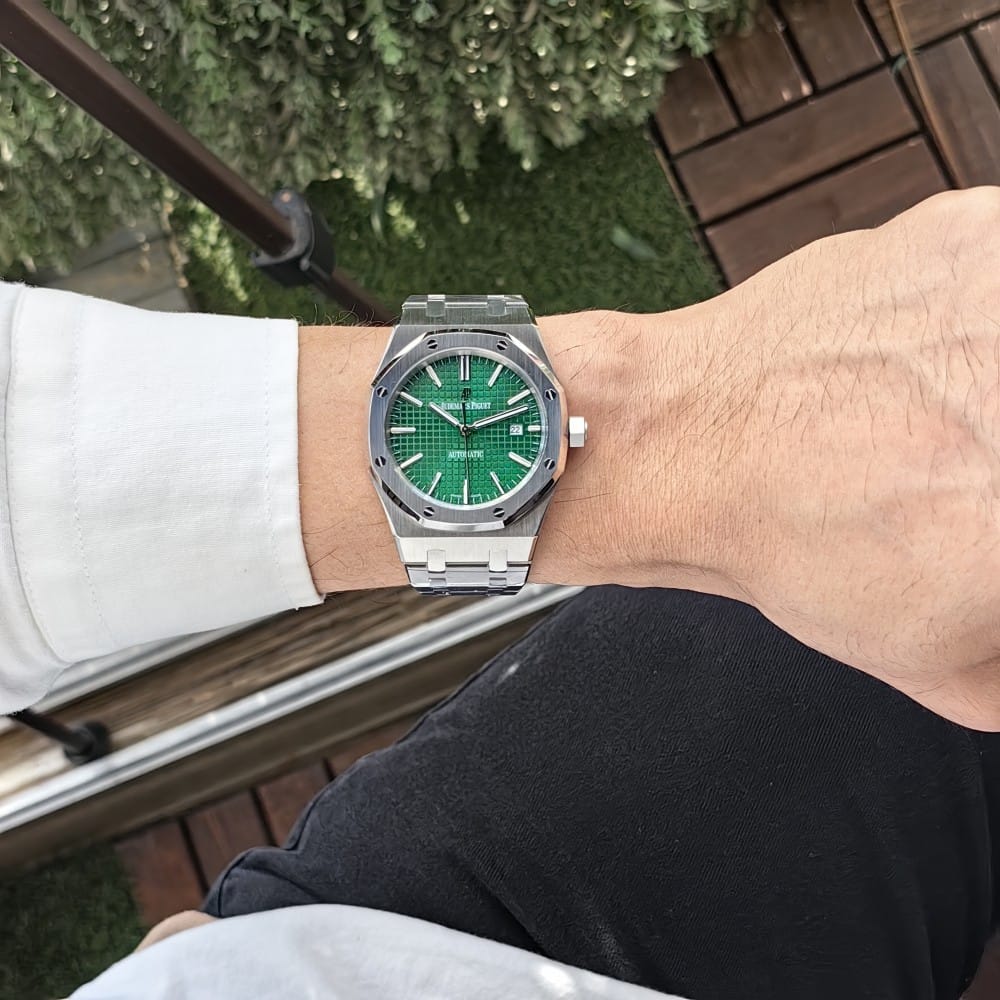 audemars piguet automatic green dial 42mm watch - Image 2