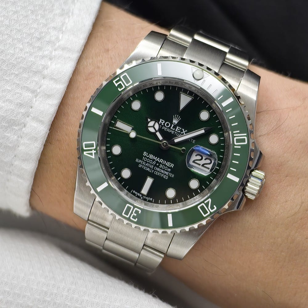 rolex submariner date hulk 40mm - automatic watch