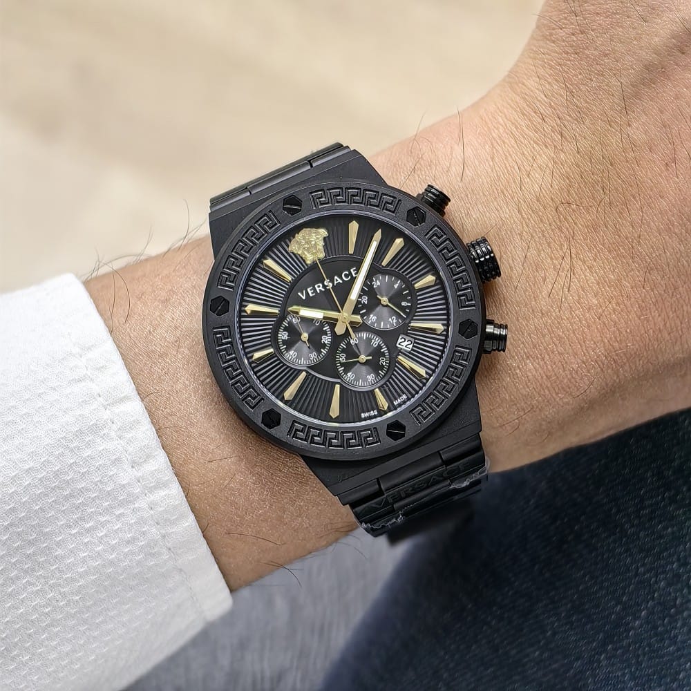 versace full black gold detail 44mm watch - Image 3