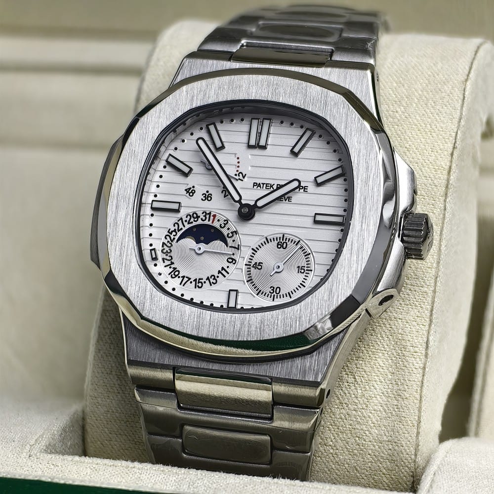 patek philippe nautilus 5712 white 41mm stainless steel watch - Image 3
