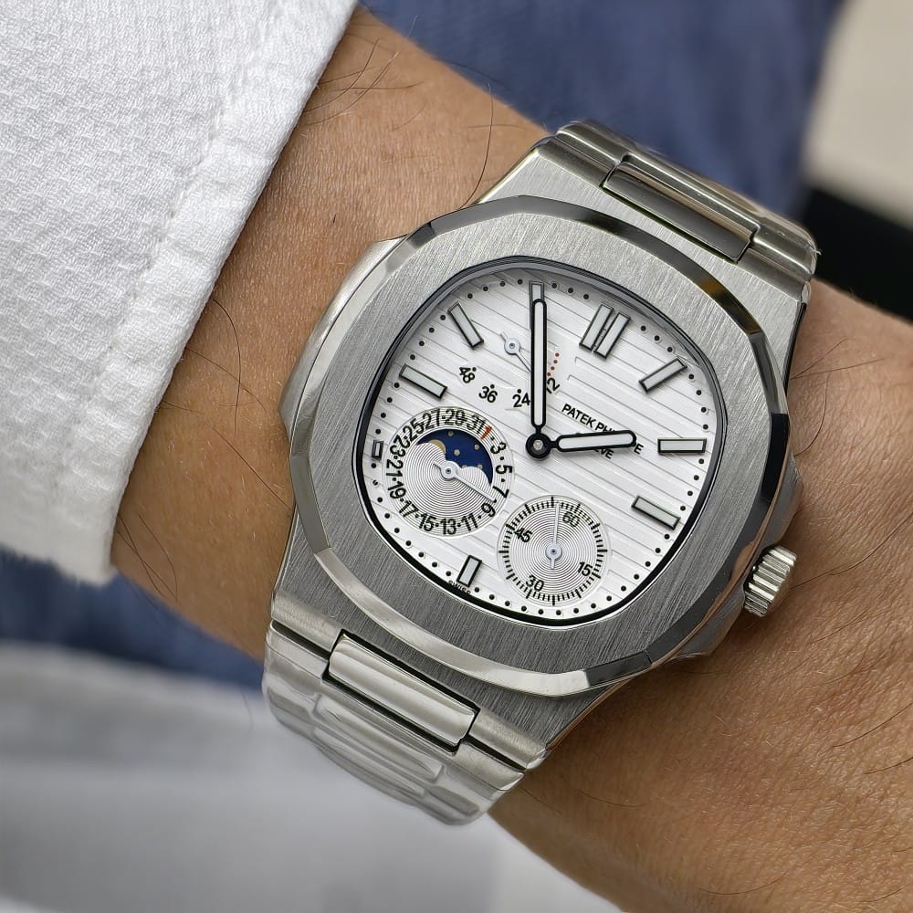 patek philippe nautilus 5712 white 41mm stainless steel watch - Image 7