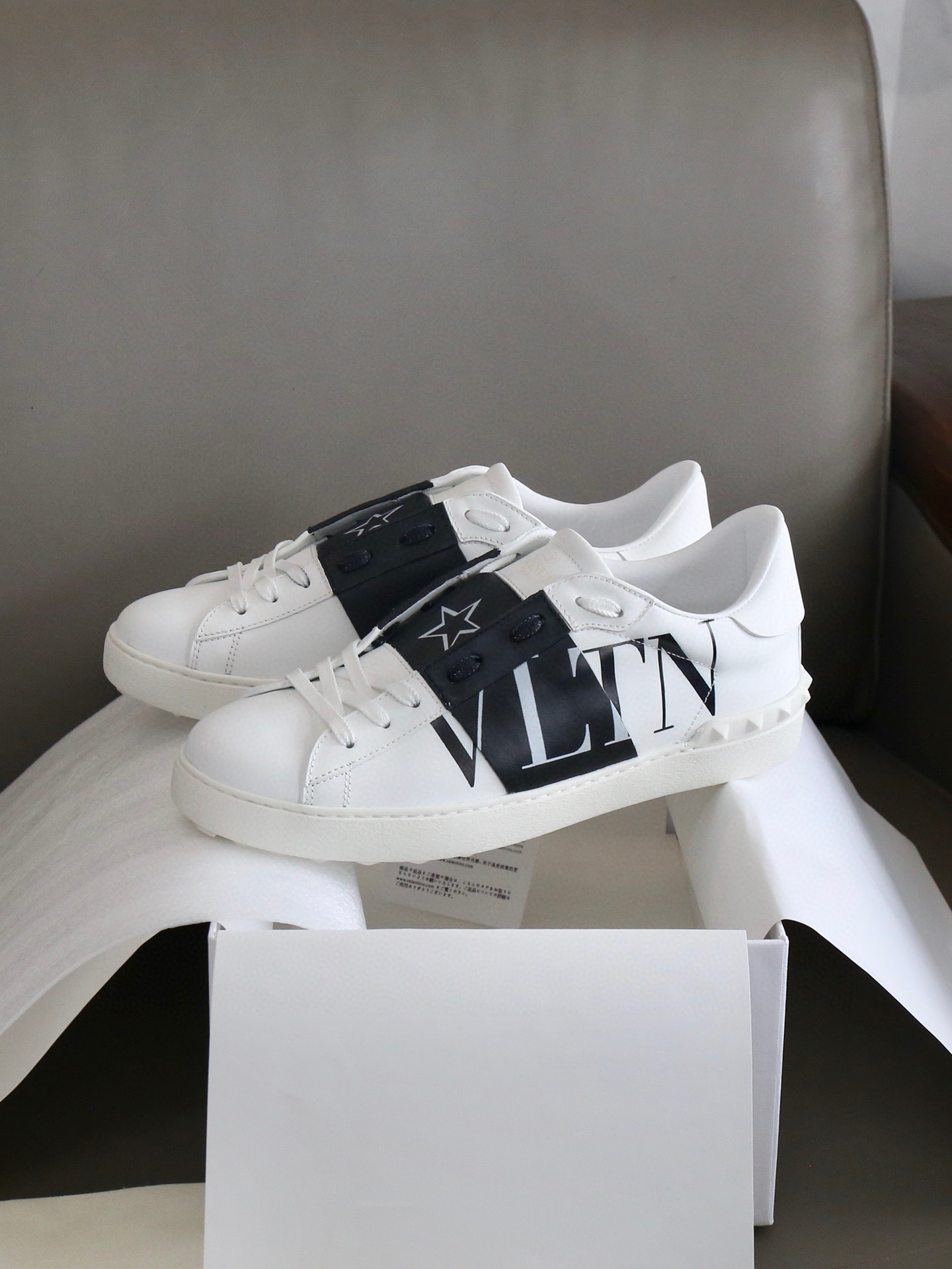 valentino vltn couples sneakers - sizes 35-44
