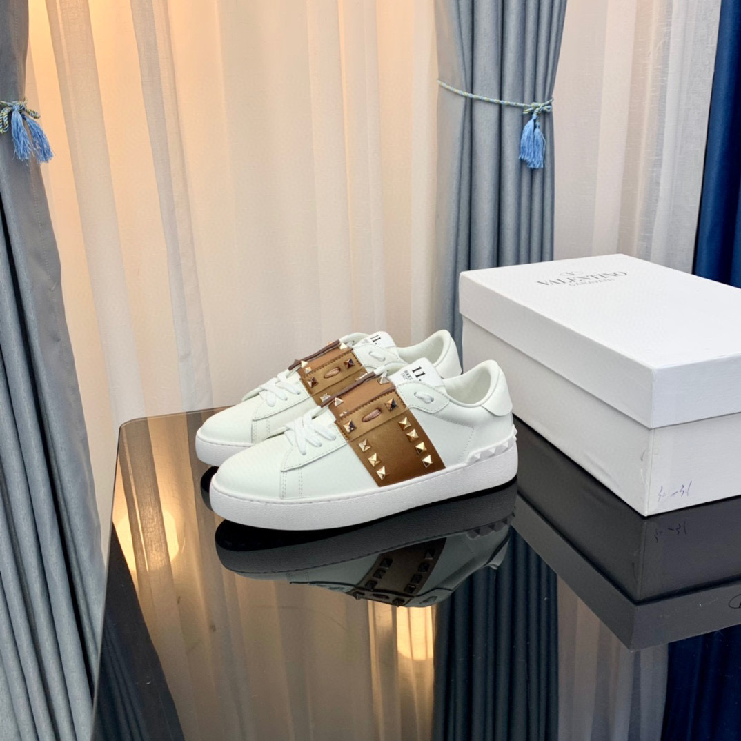 valentino couples sneakers 35-44 with studded strap