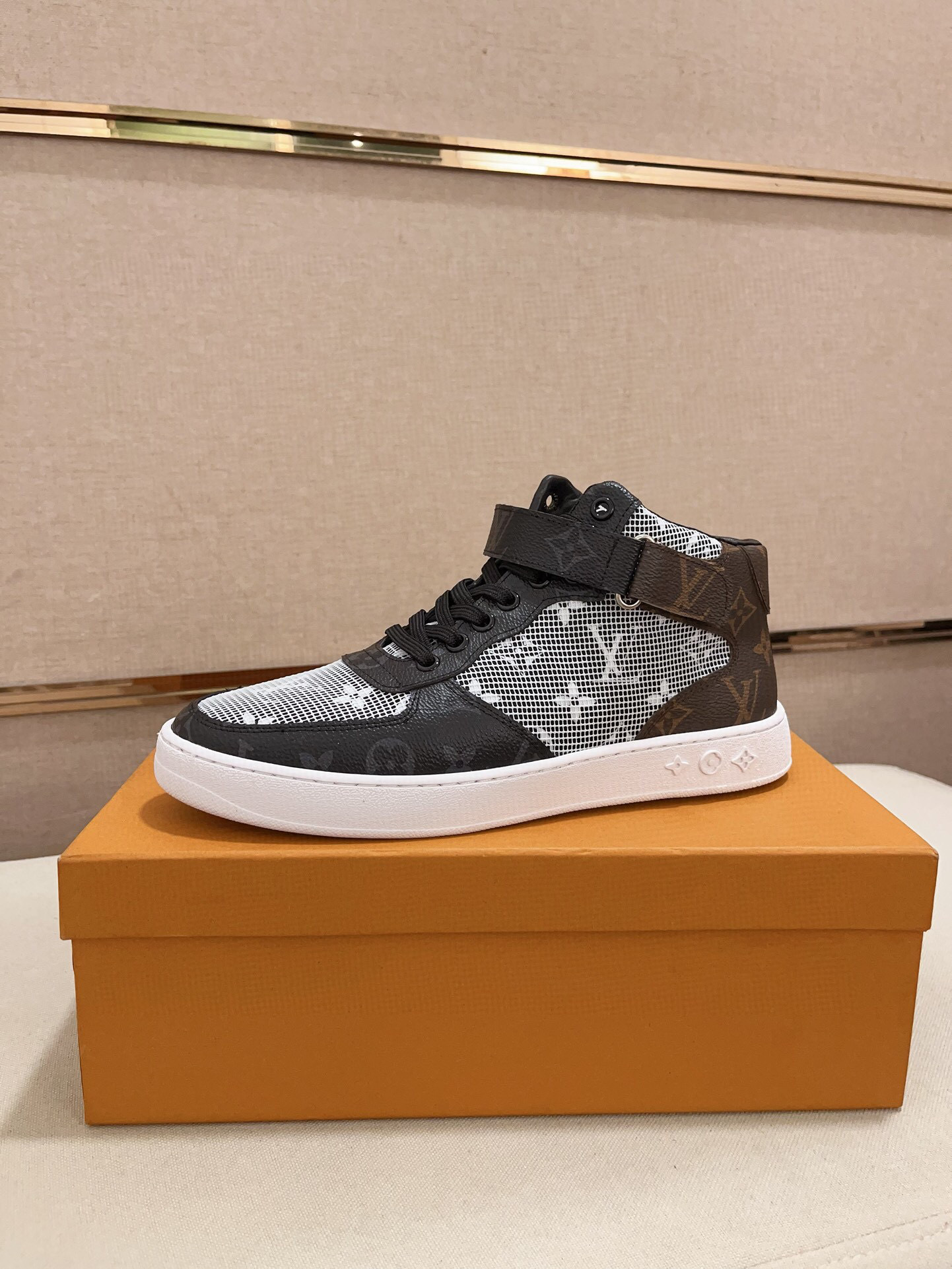 louis vuitton high-top sneakers size 38-44