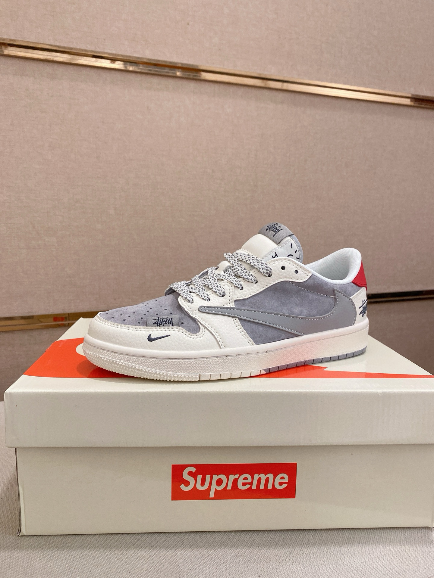 louis vuitton x supreme air jordan 1 low - size 35/44