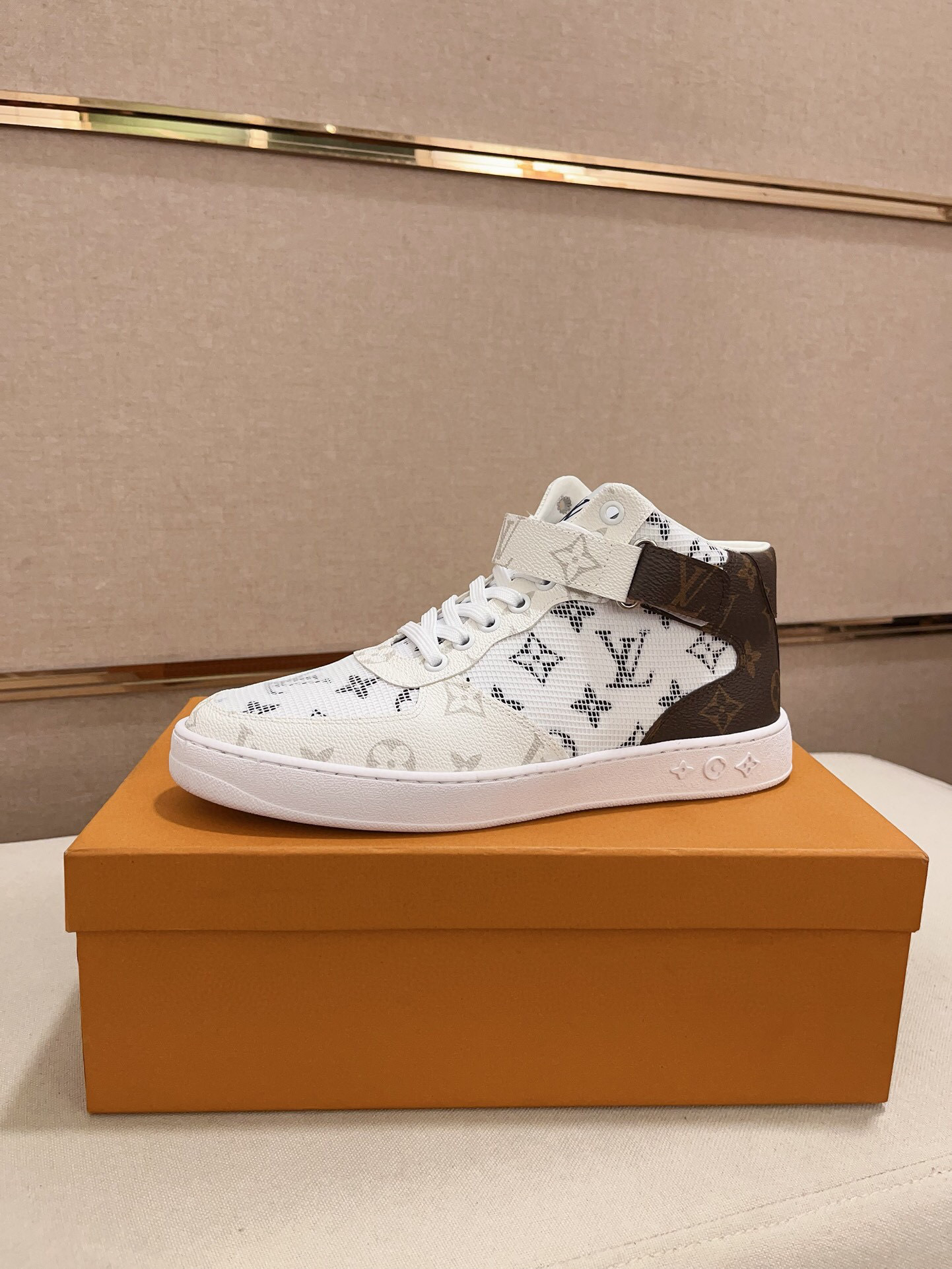louis vuitton high-top sneakers size 38-44