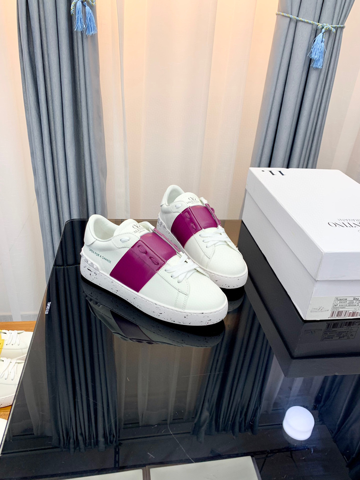 valentino couples sneakers 35-44 with purple stripe
