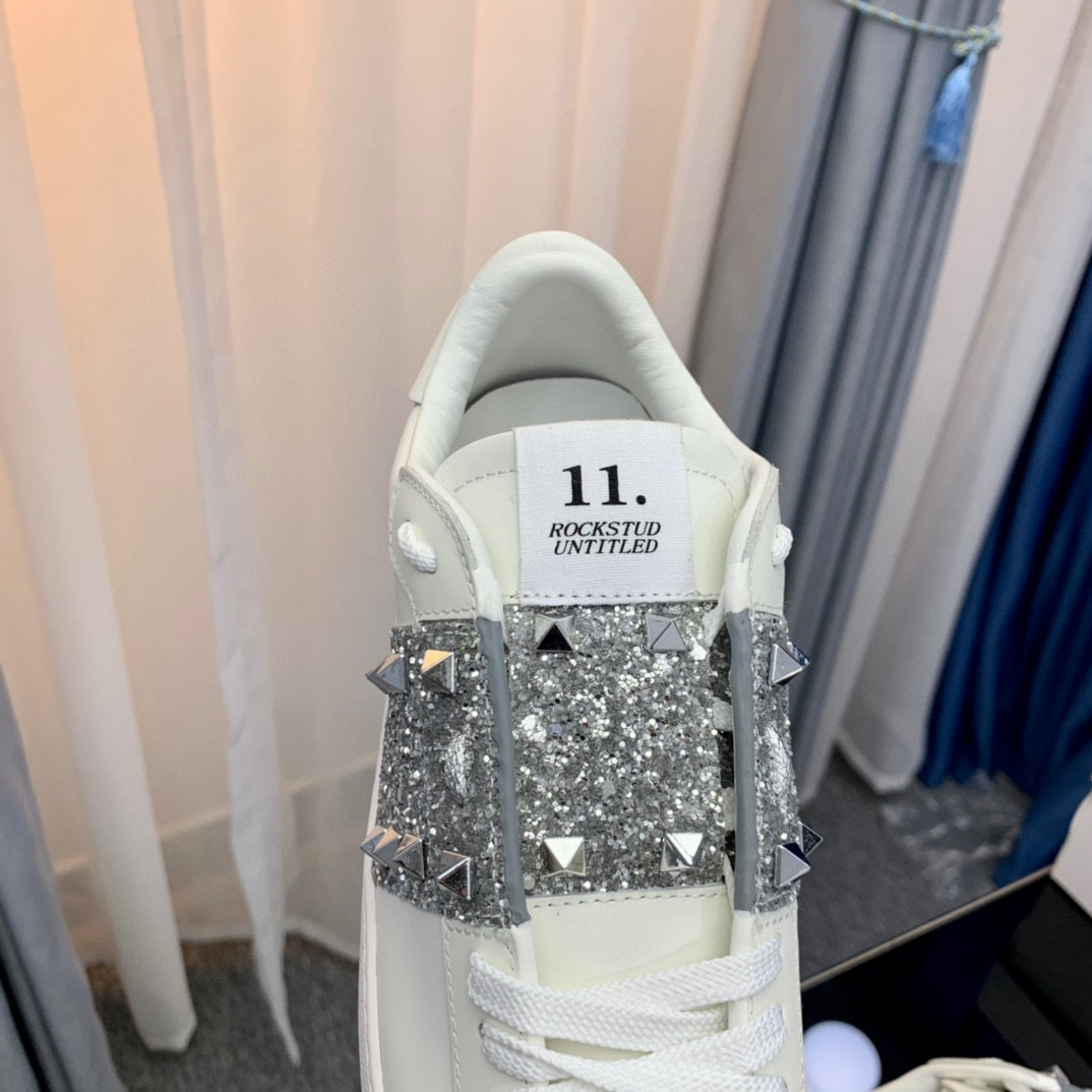 valentino rockstud untitled sneakers - size 11