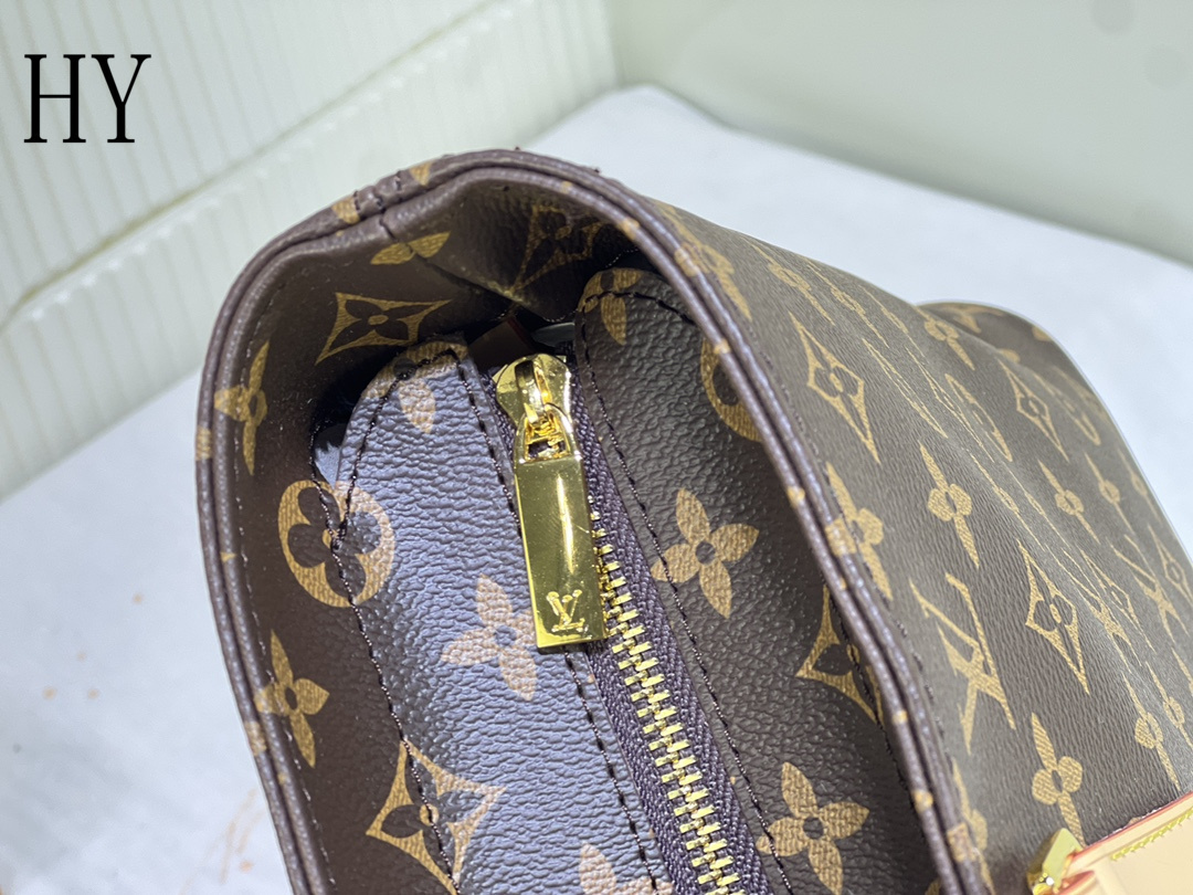 louis vuitton monogram tote bag 30*40.5*10.5 - Image 2