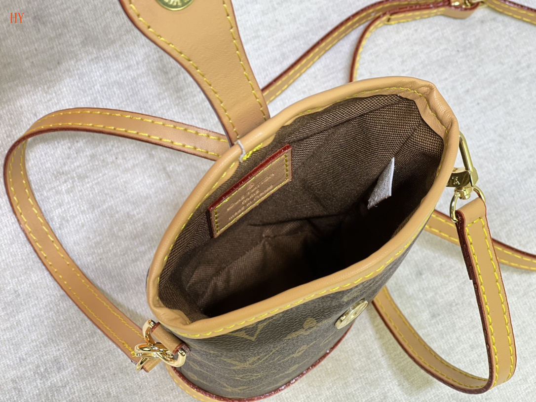 louis vuitton monogram mini bucket bag - 18x14.5x6.5 cm - Image 2