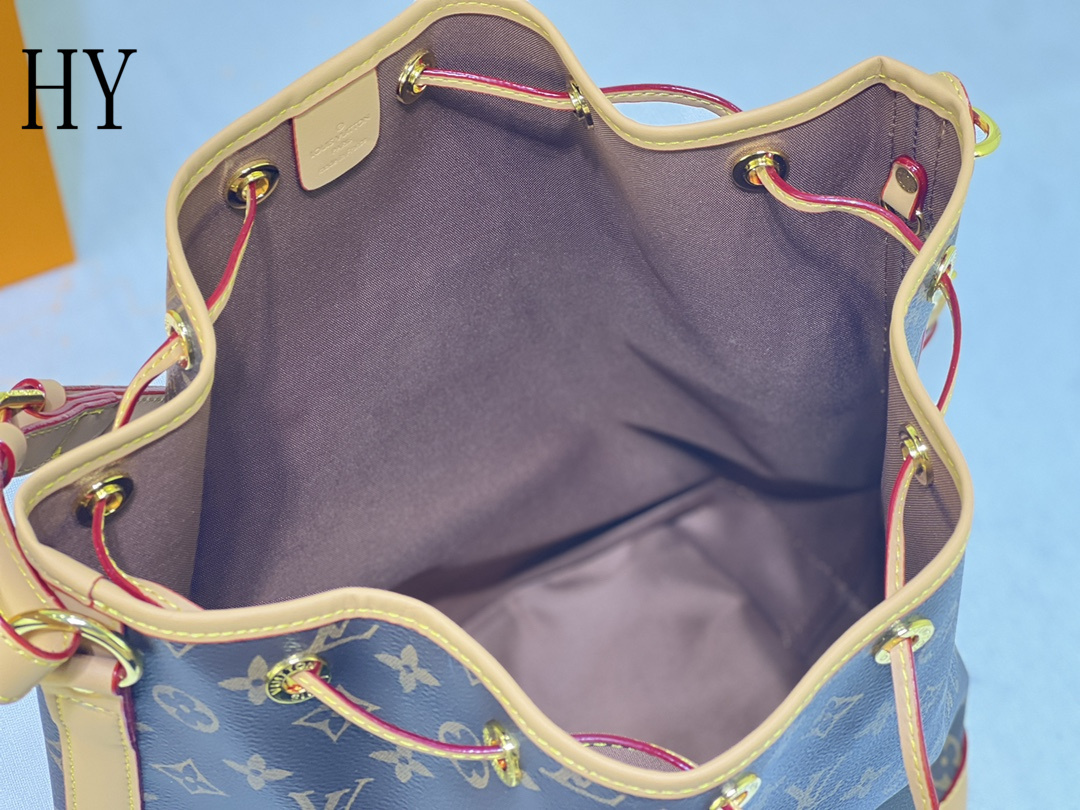 louis vuitton bucket bag - 35x26x20 cm - Image 2
