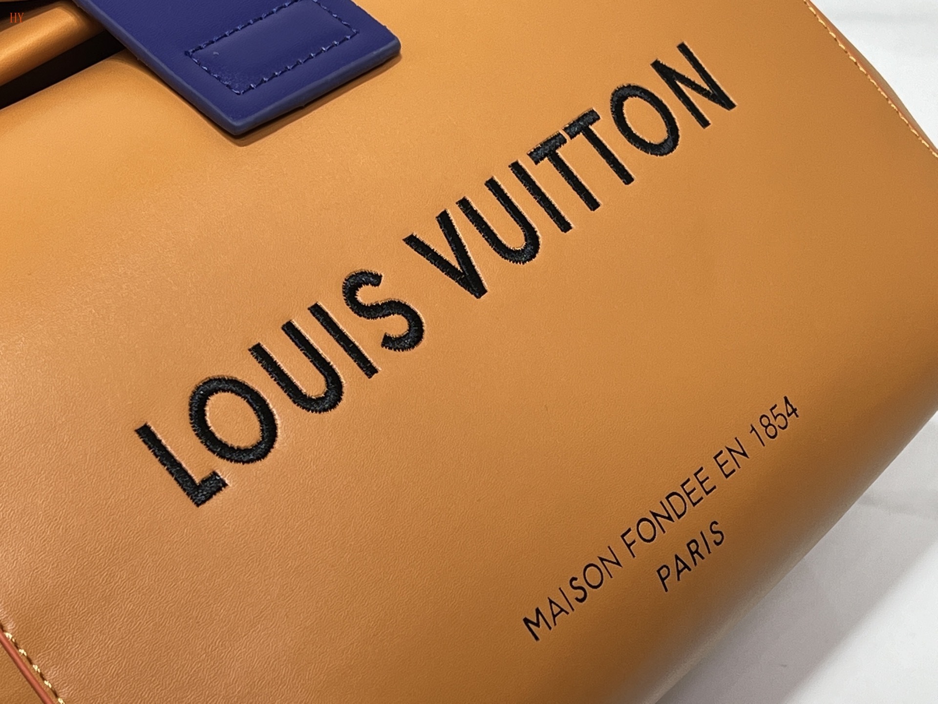 louis vuitton 30*27*17 orange handbag - Image 2