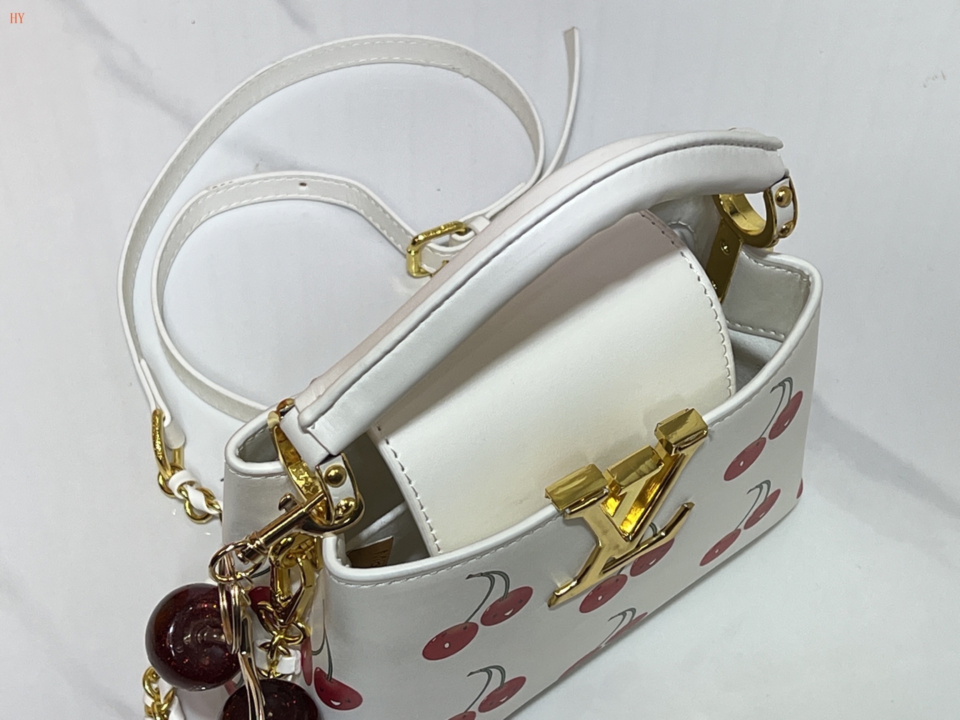louis vuitton cherry print mini bag 21*14*8 - Image 2