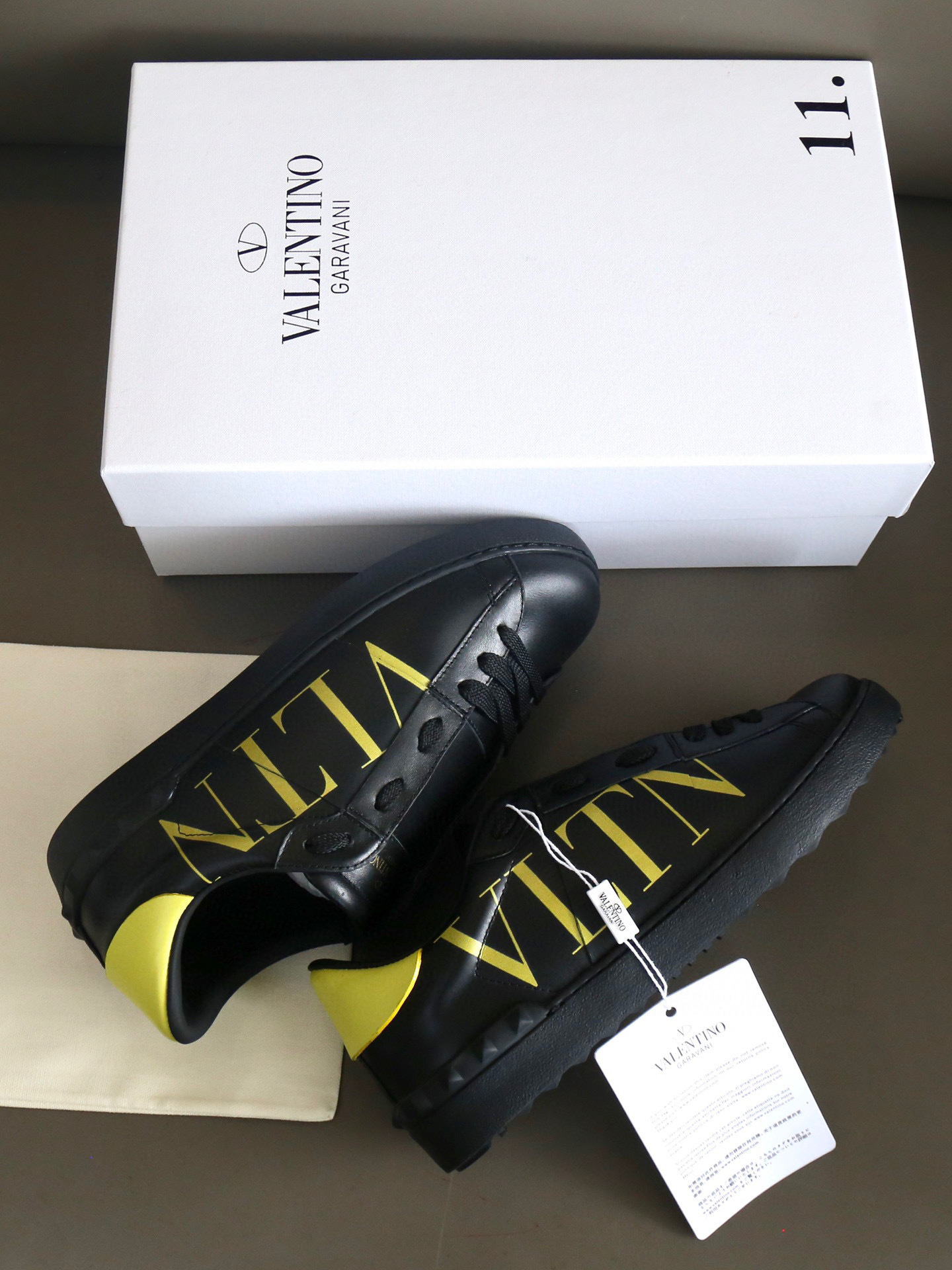 valentino vltn black sneakers - unisex sizes 35-44 - Image 2