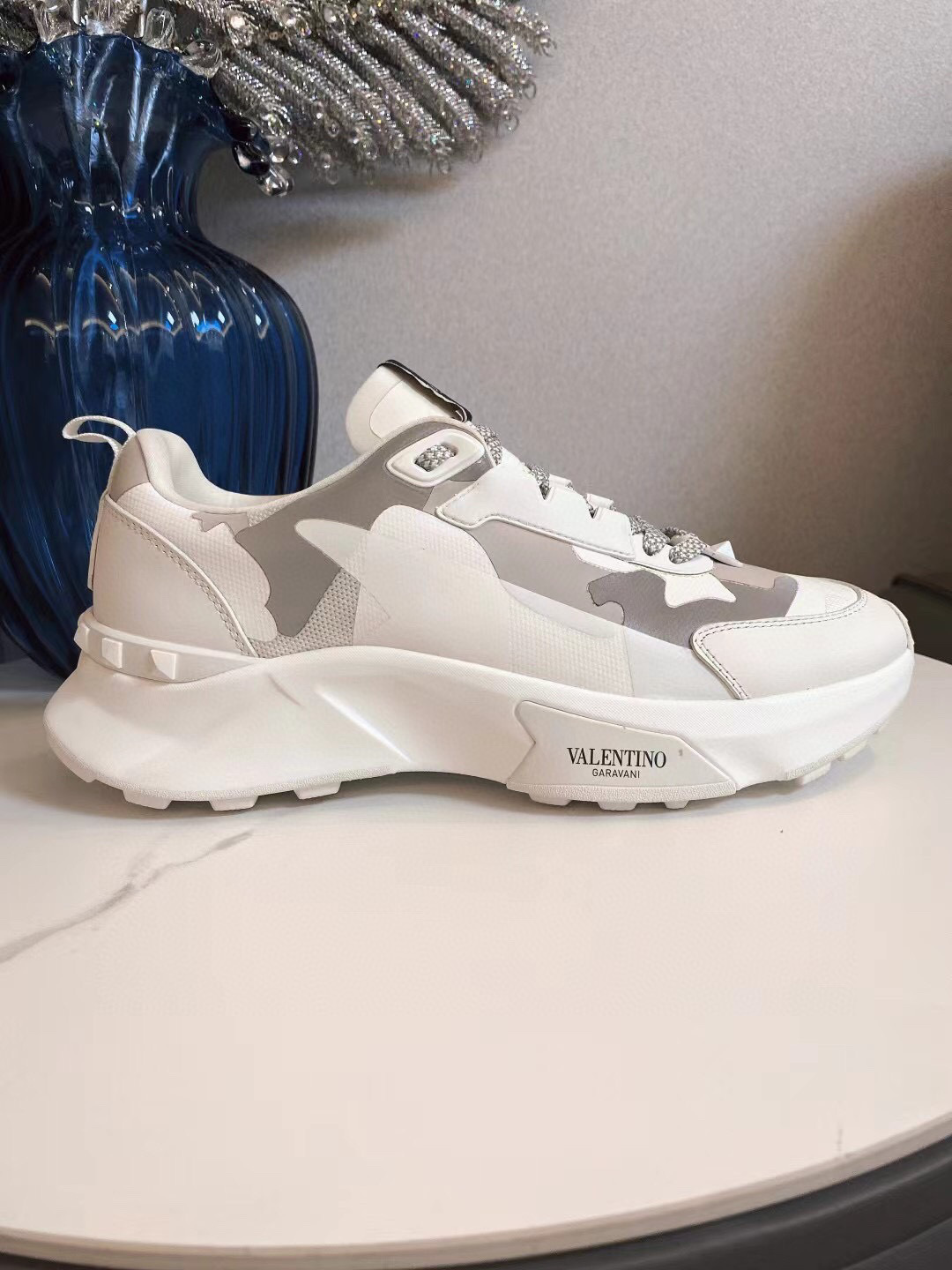 valentino couples sneakers 35-44 in white camo - Image 2
