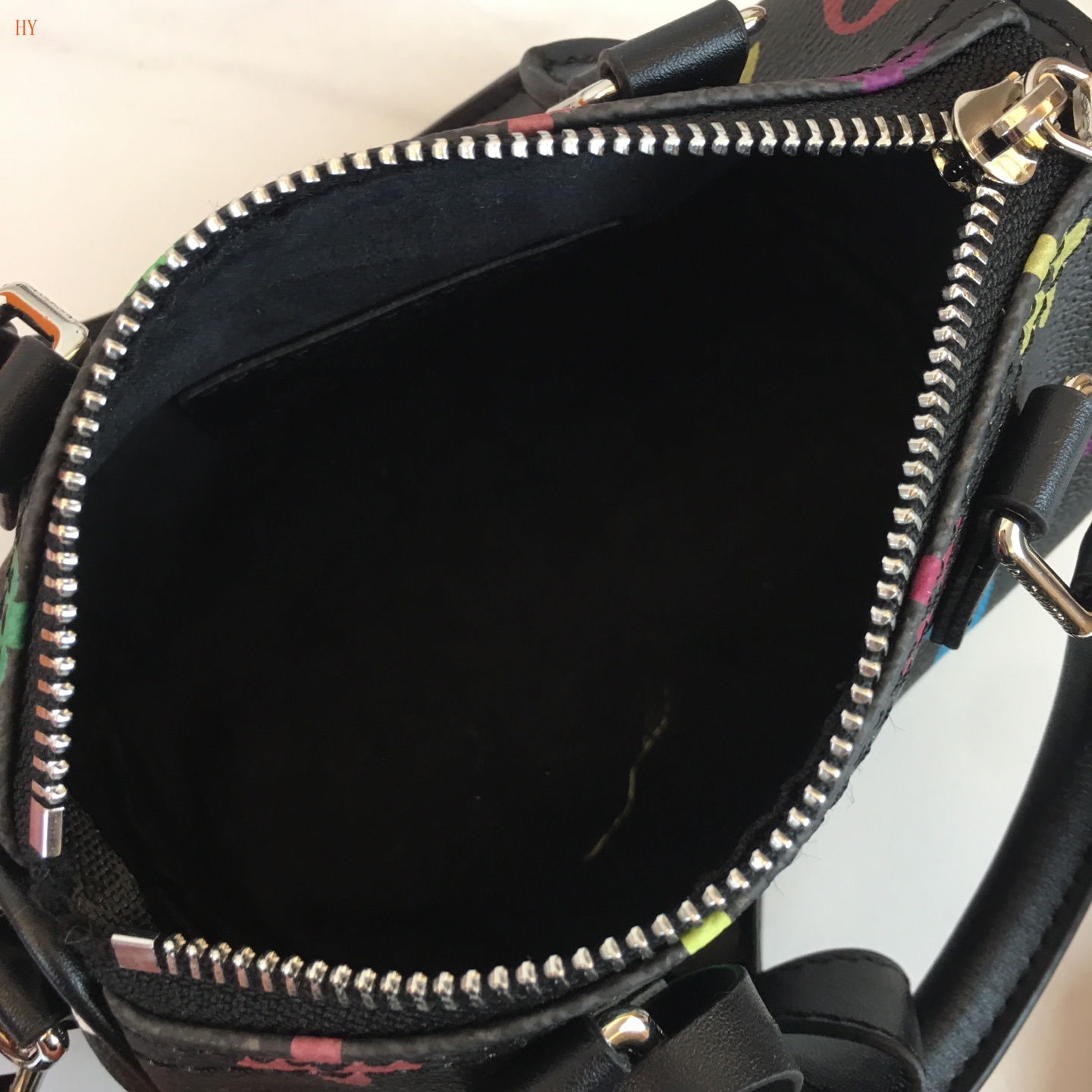 louis vuitton monogram mini bag 16*10*7.5 - Image 2