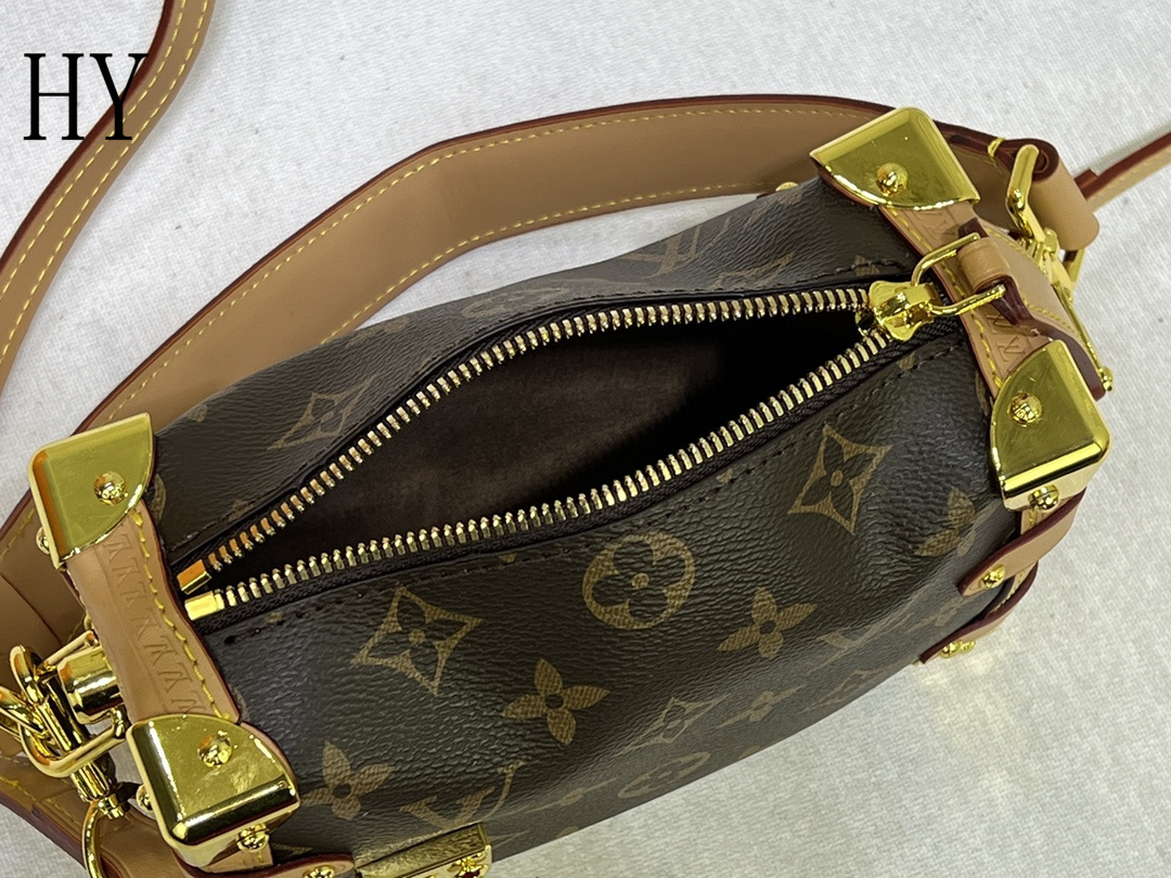 louis vuitton monogram mini bag 18x12x7 - Image 2