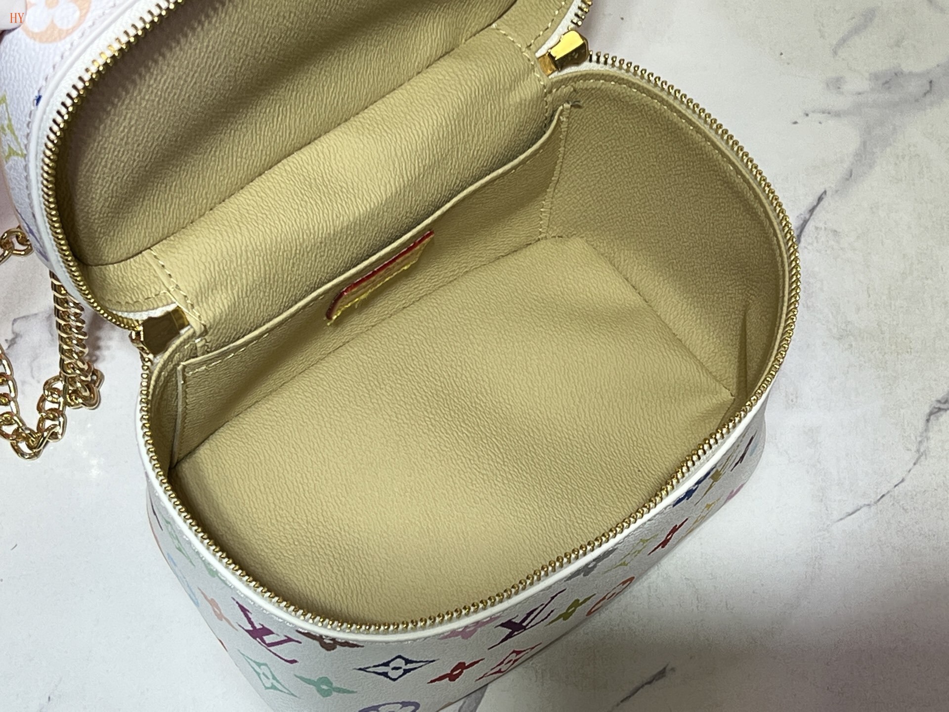 louis vuitton 20*13.5*12 monogram mini bag - Image 2