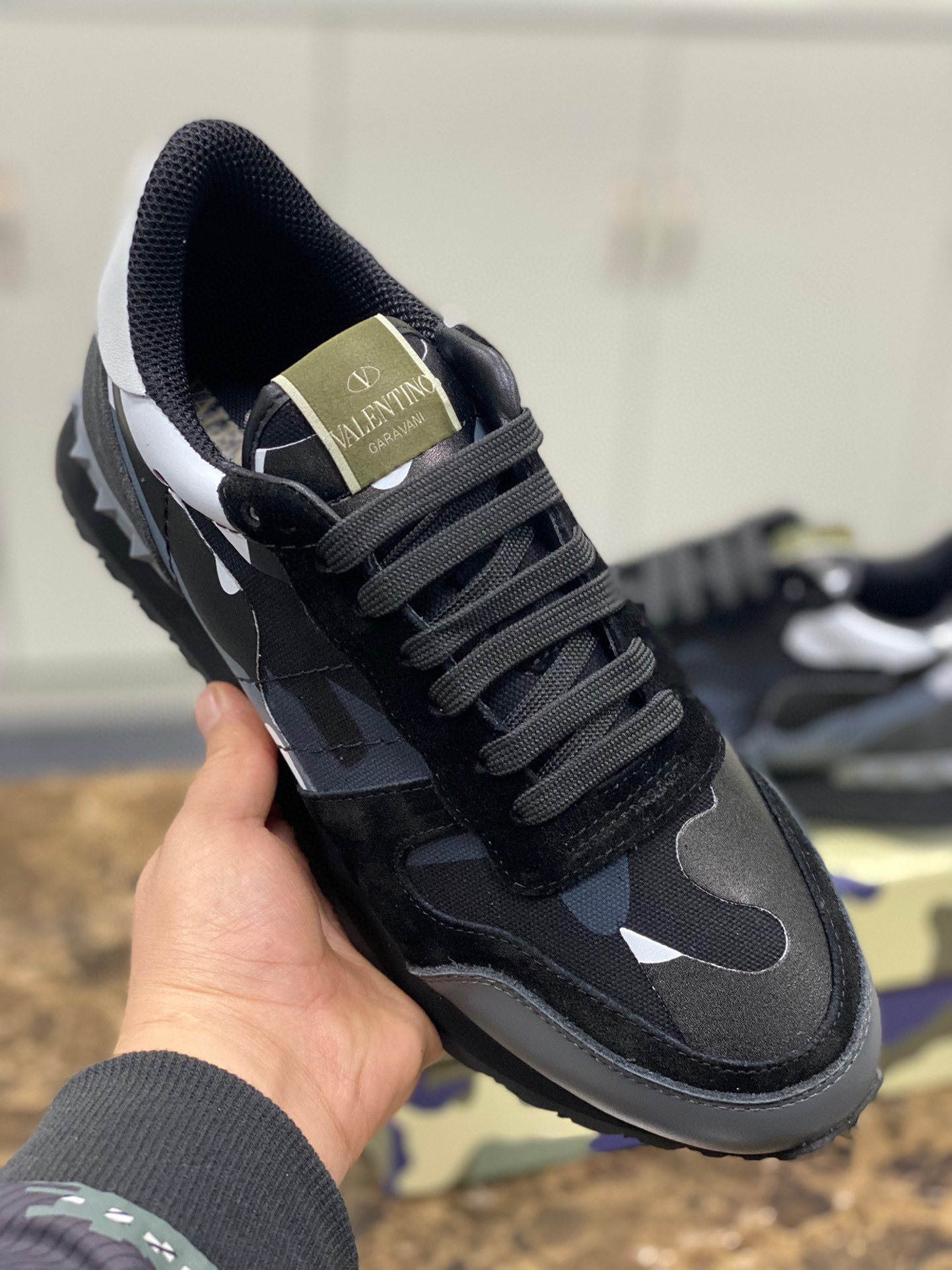 valentino casual sneakers size 38-44 - Image 2