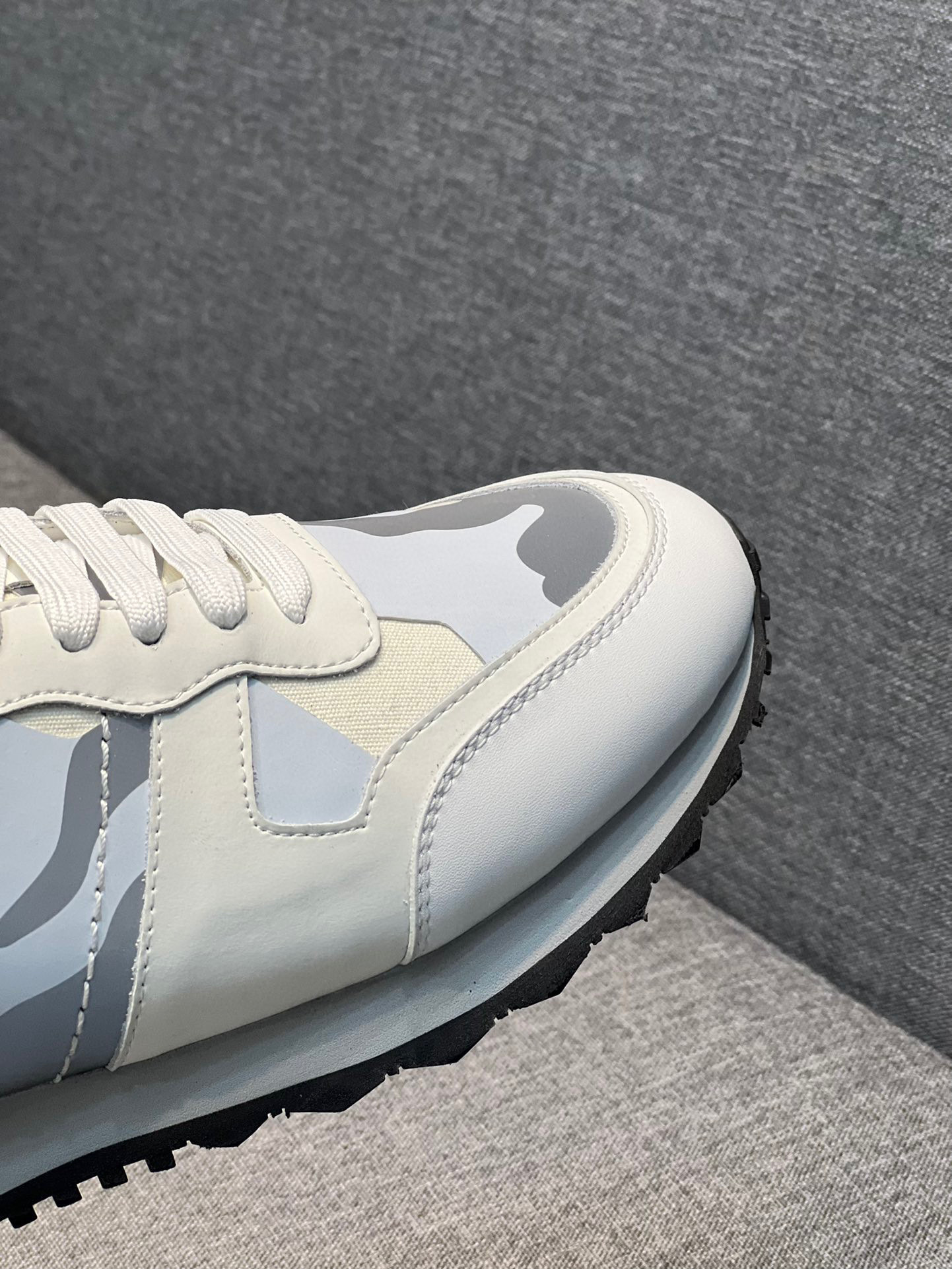 valentino casual sneakers 38-44 - camouflage design - Image 2