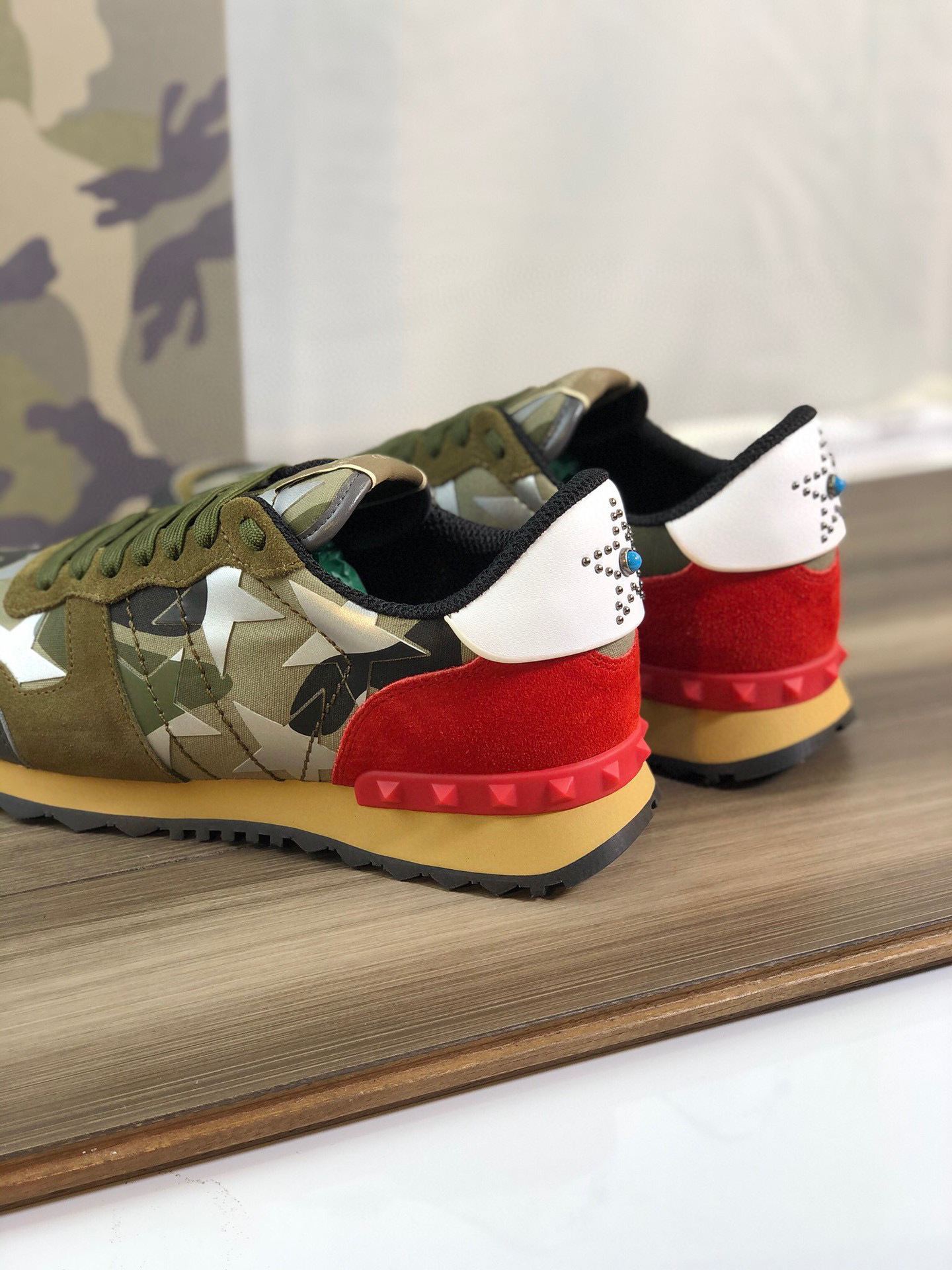 valentino casual sneakers 38-44 camo design - Image 2