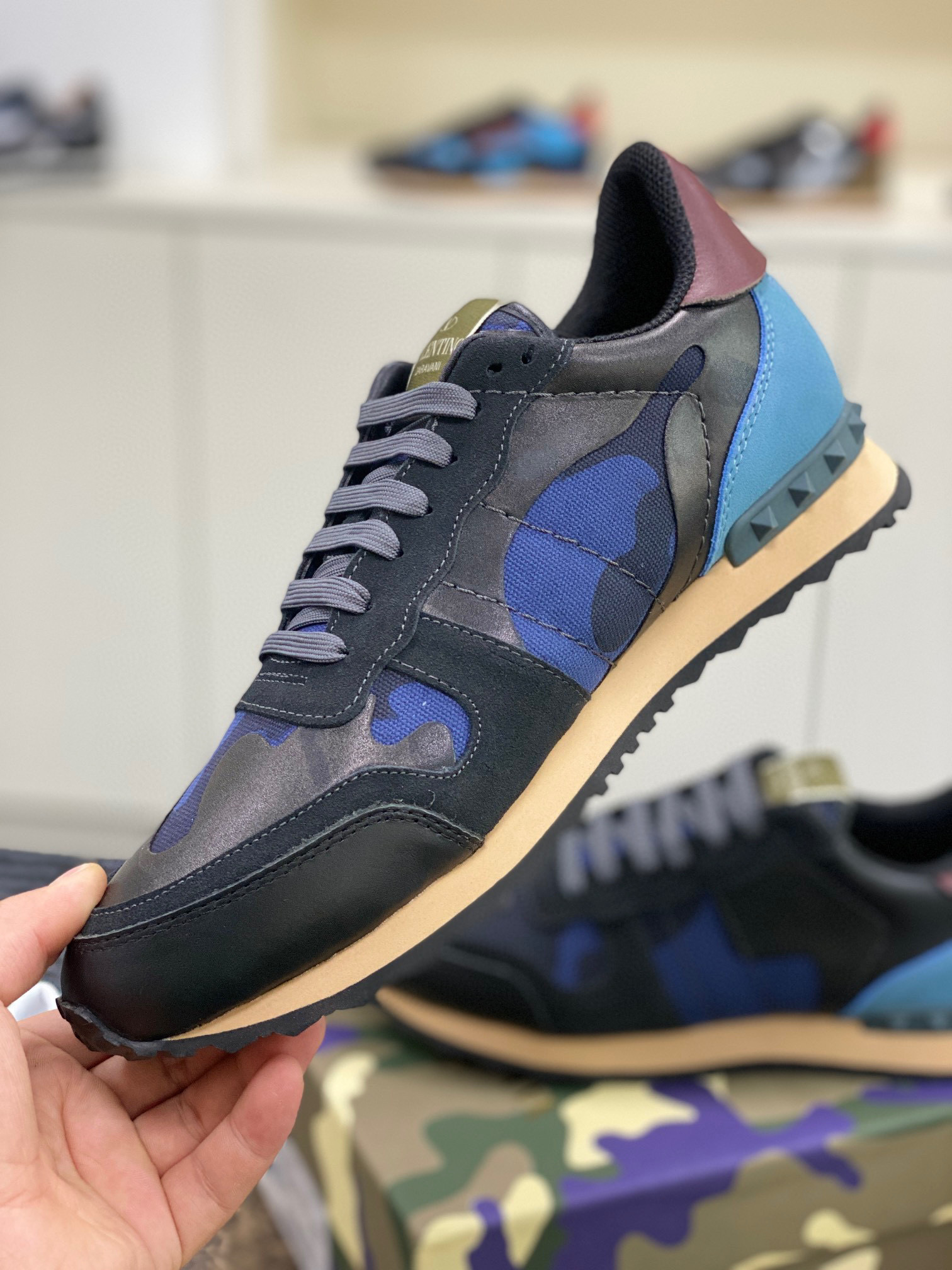 valentino casual sneakers size 38-44 - Image 2