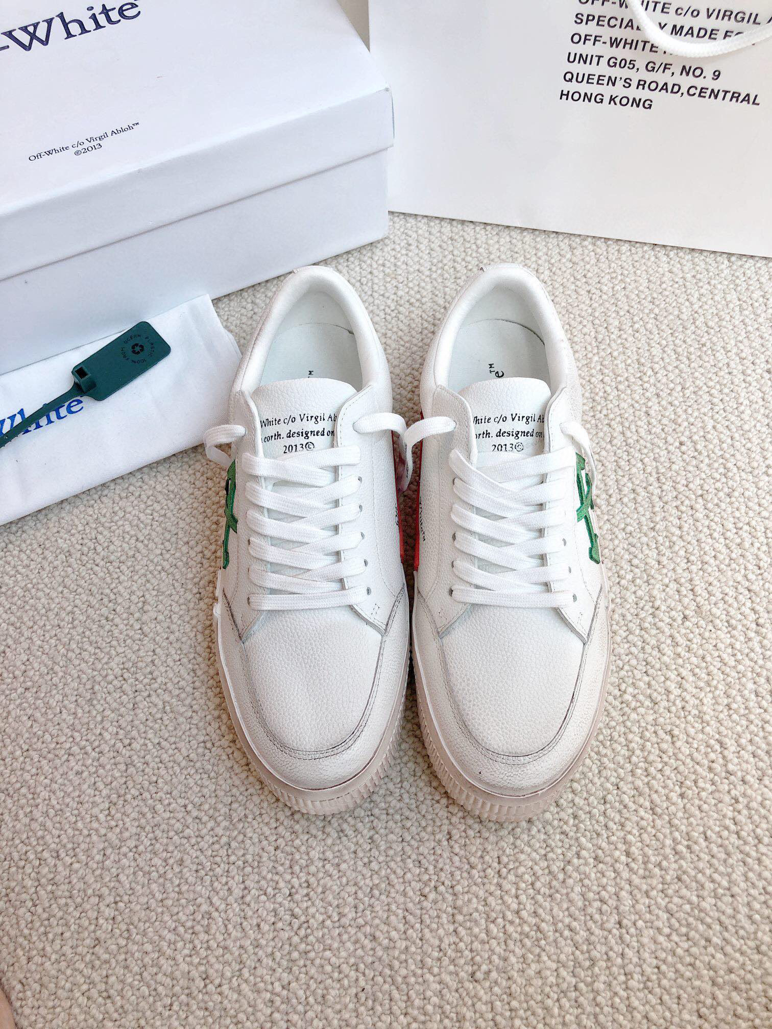 off-white couple's sneakers 35-44 with green logo - Image 2