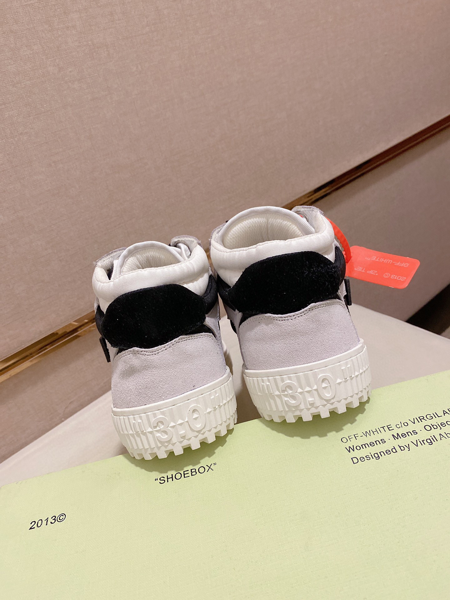 off-white sneakers 38-44 - model 8022290 - Image 2