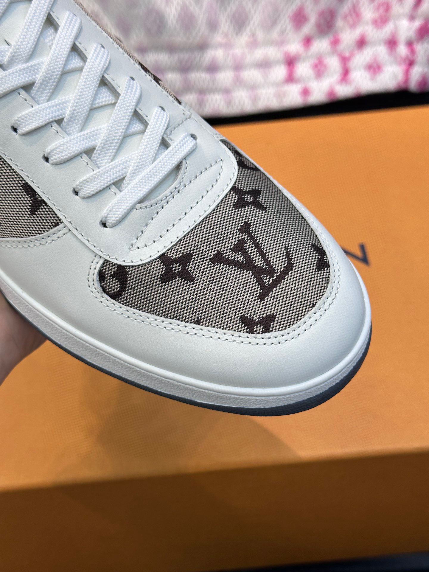 louis vuitton high-top sneakers size 38-44 - Image 2