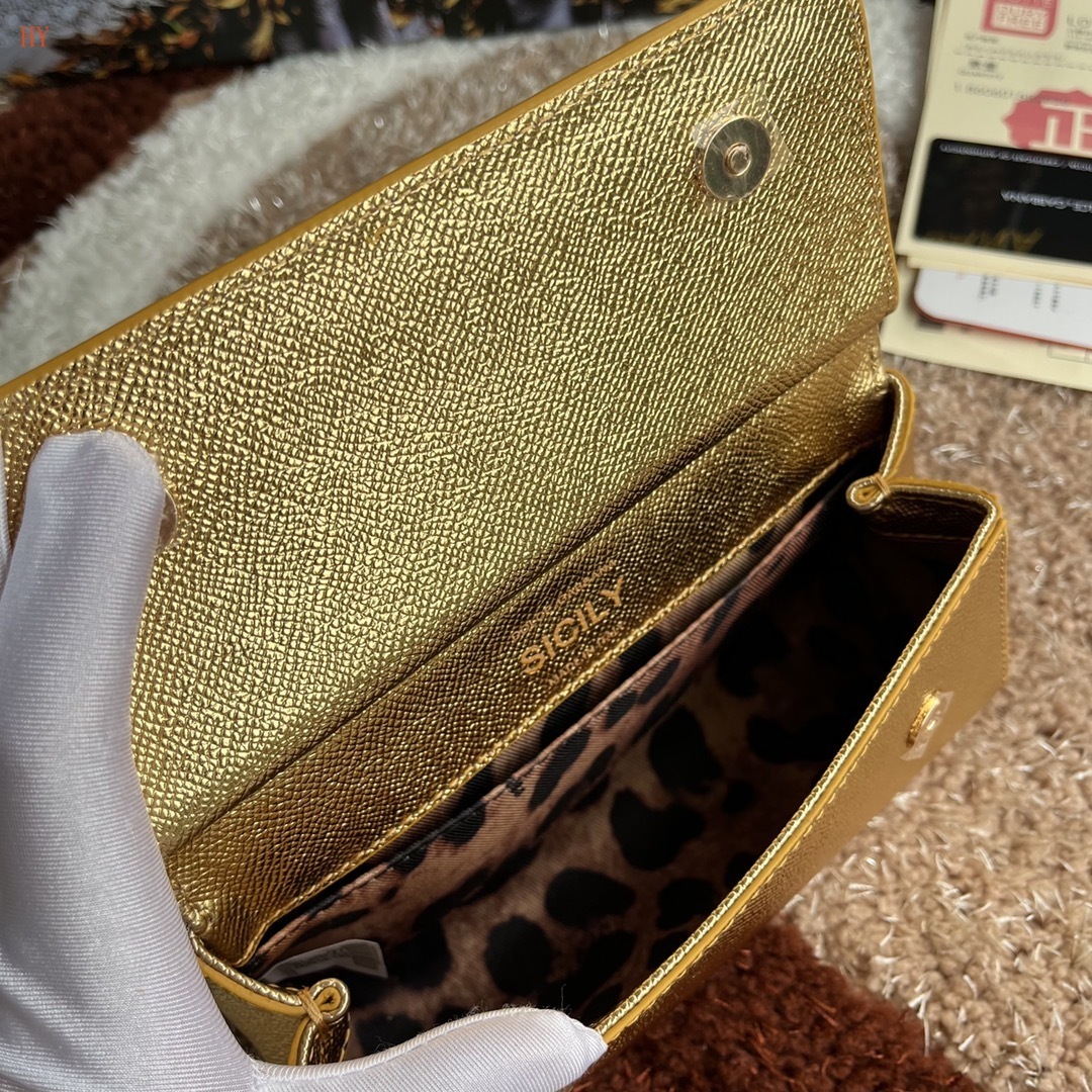 dolce & gabbana gold handbag 18x11x6 cm - 532003 - Image 2