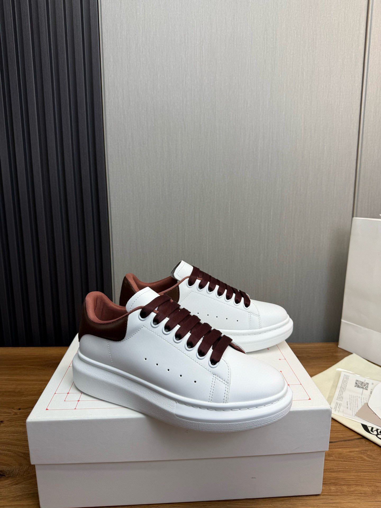 alexander mcqueen couples sneakers - size 35/44 - Image 2