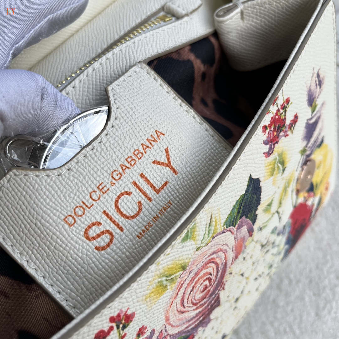 dolce & gabbana floral print handbag 25x20x12.5 cm - Image 2