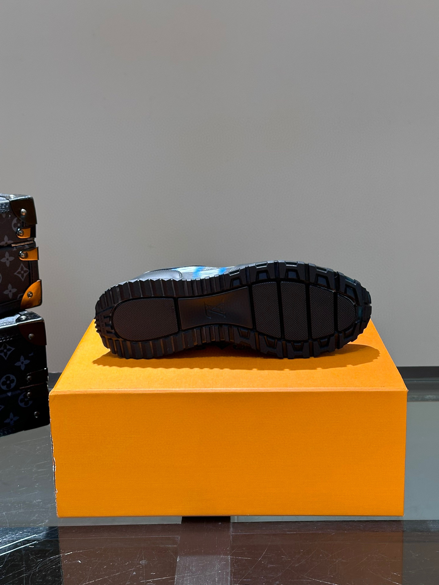 louis vuitton l casual shoes 38-44 - Image 2