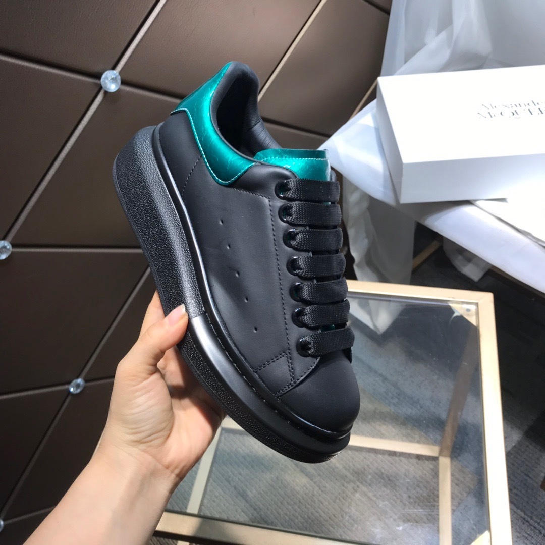 alexander mcqueen black sneakers with teal accents 35-44 - Image 2