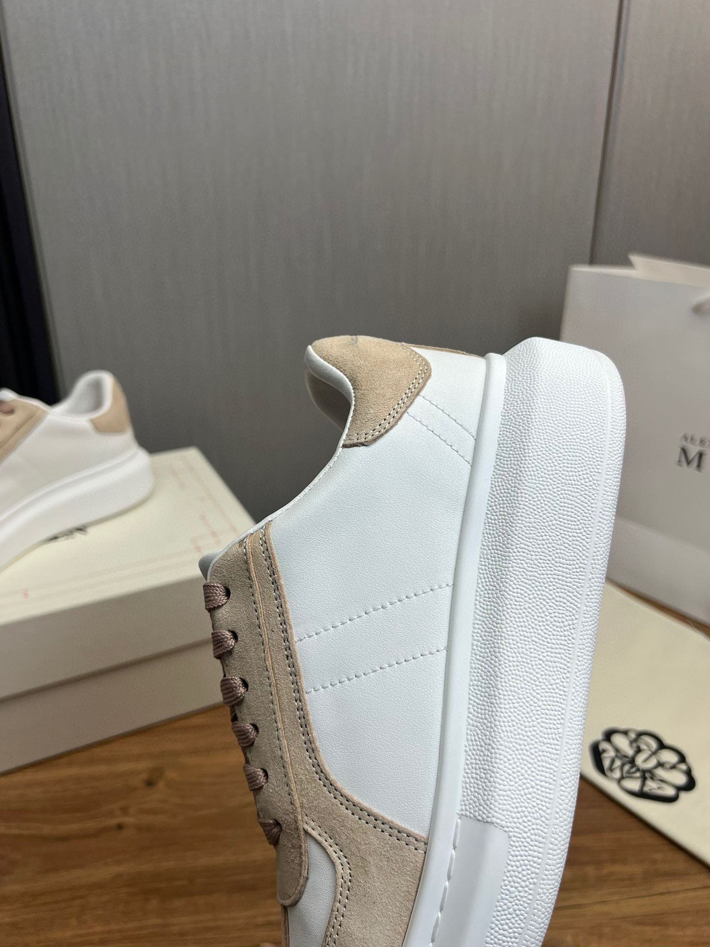 alexander mcqueen unisex sneakers 8063320 - size 35-44 - Image 2