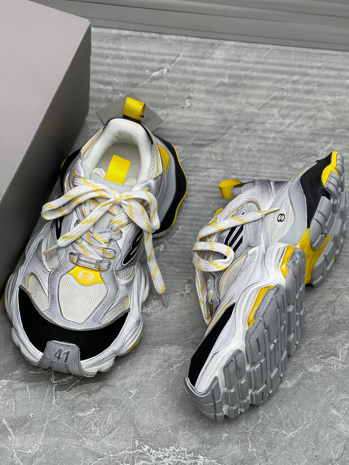 balenciaga unisex sneakers size 35-44 - model 8068470 - Image 2