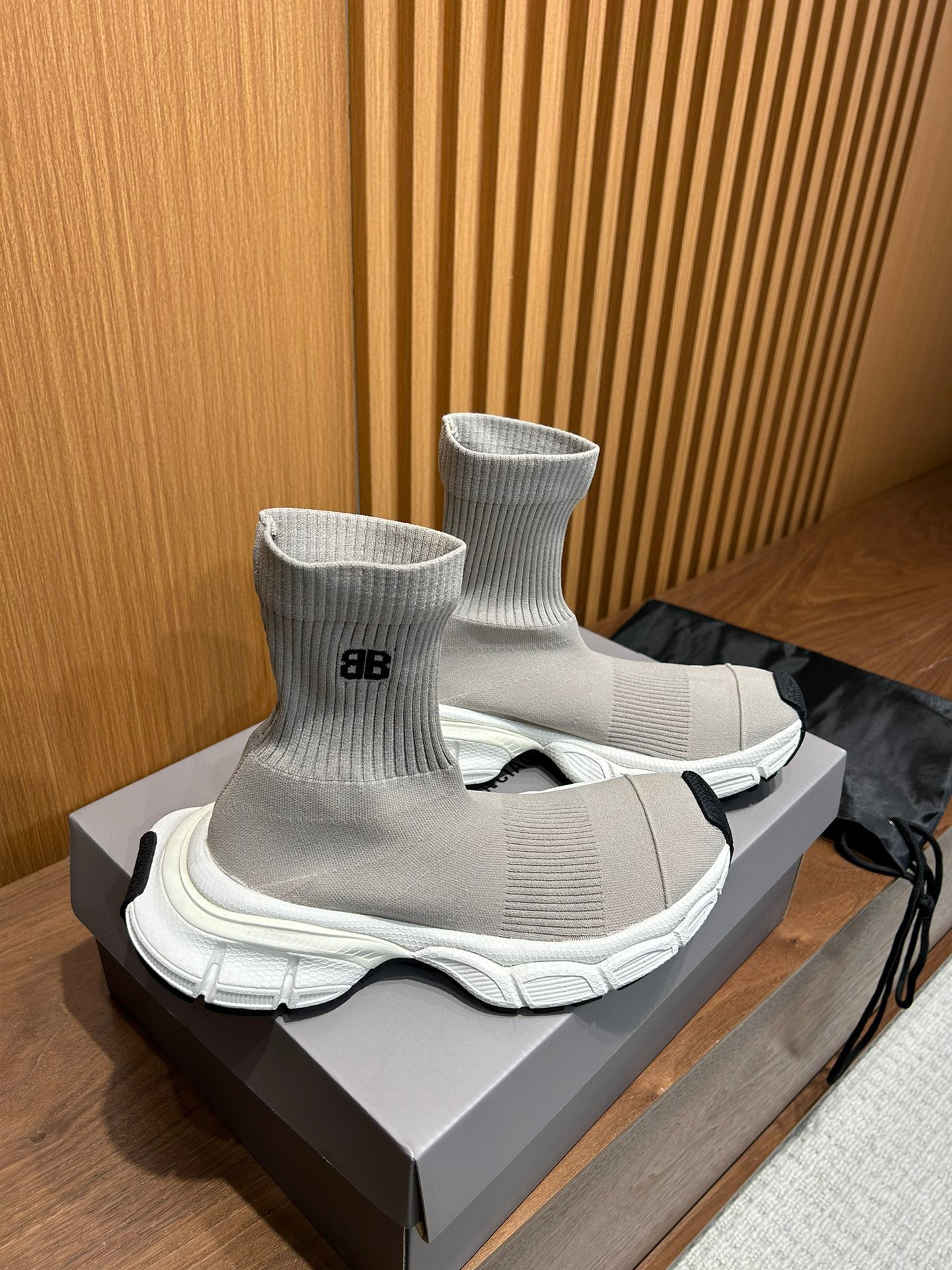 balenciaga couples' sneakers - size 35-46 - Image 2