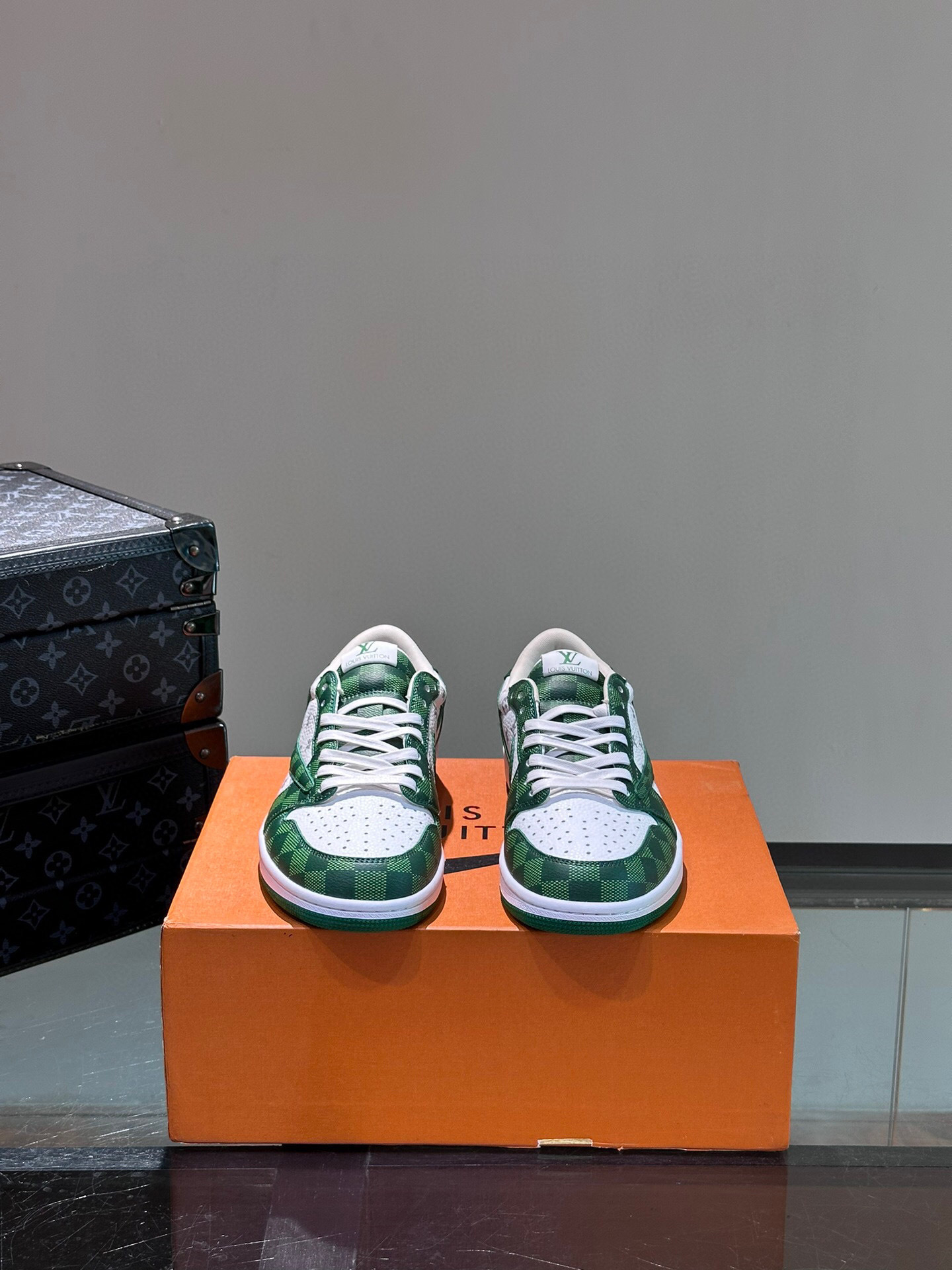 louis vuitton l casual sneakers size 38-44 - Image 2