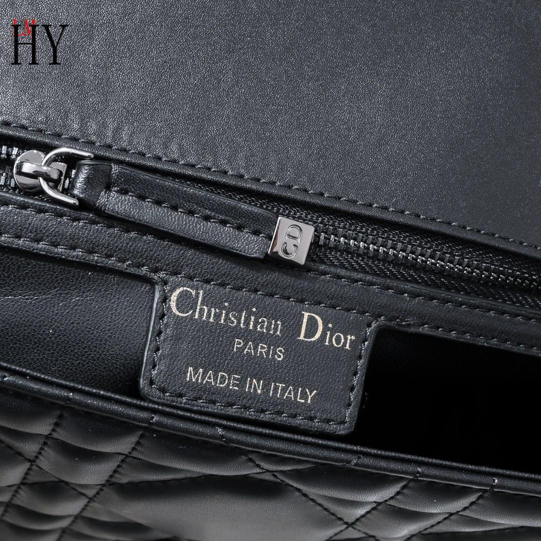 dior 25cm black quilted leather shoulder bag - Image 2