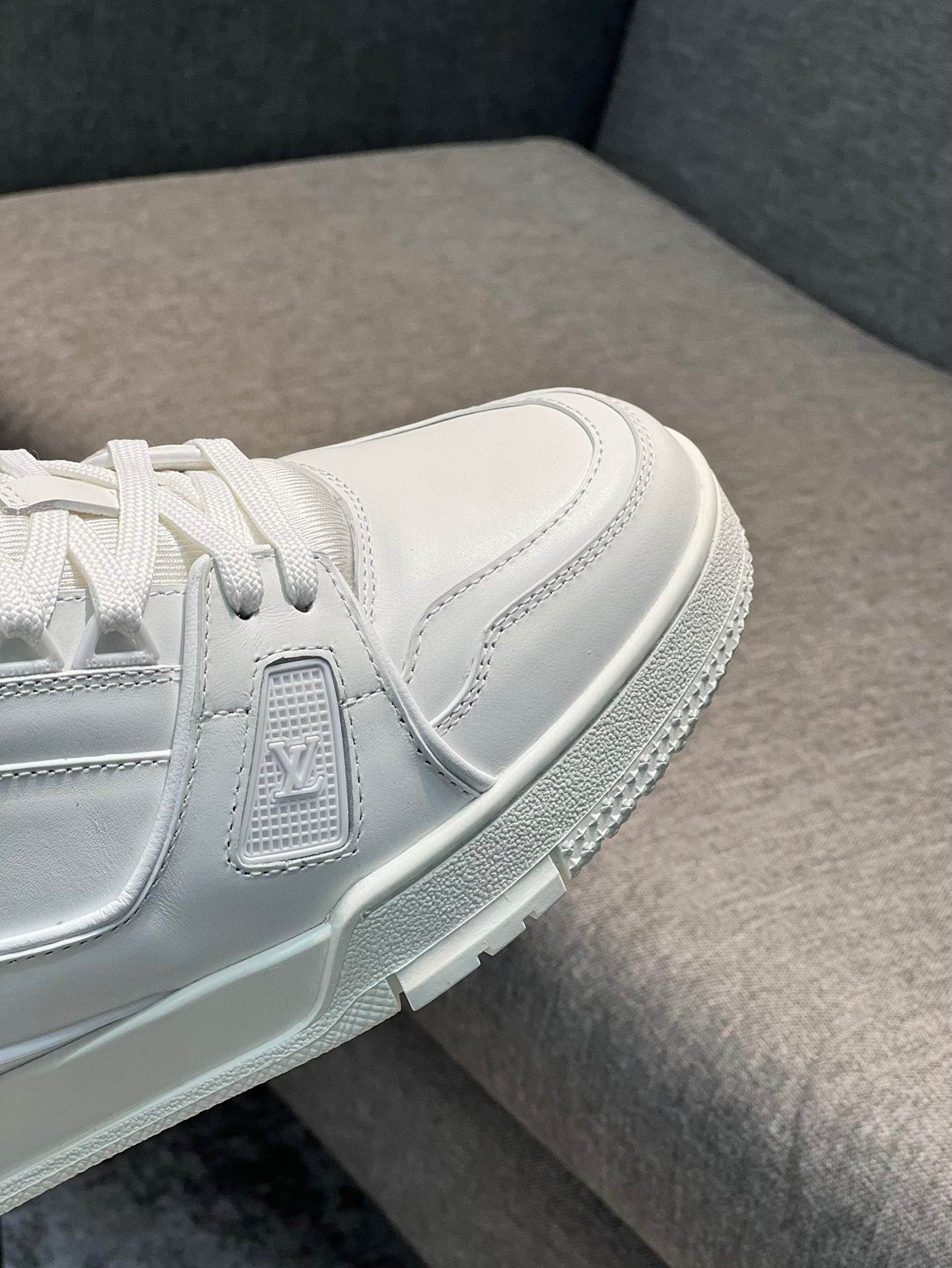 louis vuitton l casual shoes size 39-44 - Image 2