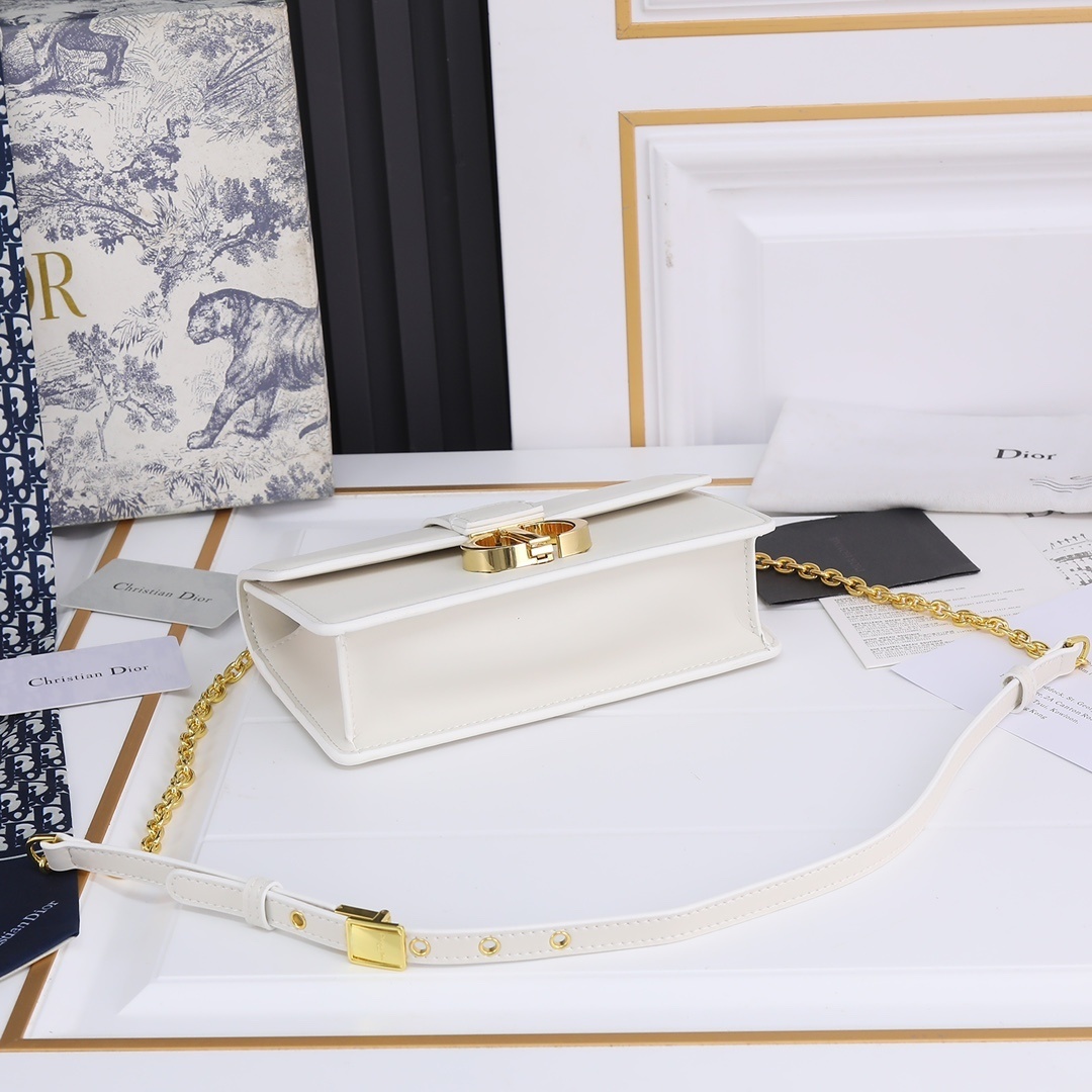 dior white leather crossbody bag - 21.5x12x6 cm - Image 2
