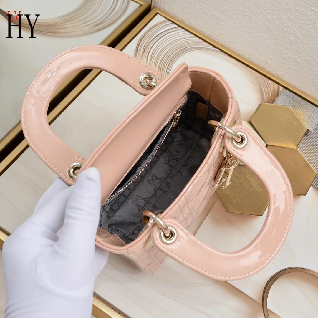 dior 17cm pink patent leather handbag - Image 2