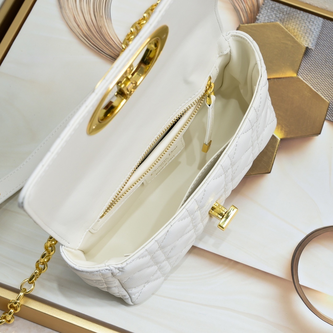 dior quilted white handbag with gold chain - Image 2